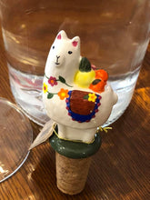 Load image into Gallery viewer, Alpaca Wine Stopper