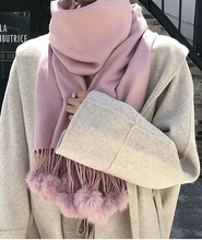 Load image into Gallery viewer, Scarf Cashmere Fluffy Tassels - Soft Pink