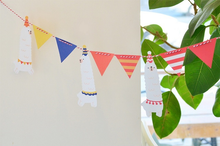Load image into Gallery viewer, Alpaca Party Bunting
