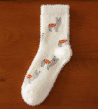 Load image into Gallery viewer, Alpaca Fluffy Printed Socks

