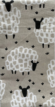 Load image into Gallery viewer, Cotton Napkins - Sheep
